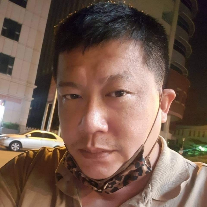 雨果先生的第三张照片--台南闪婚服务中心